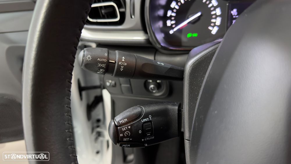 Citroën C3 Pure Tech Shine - 18