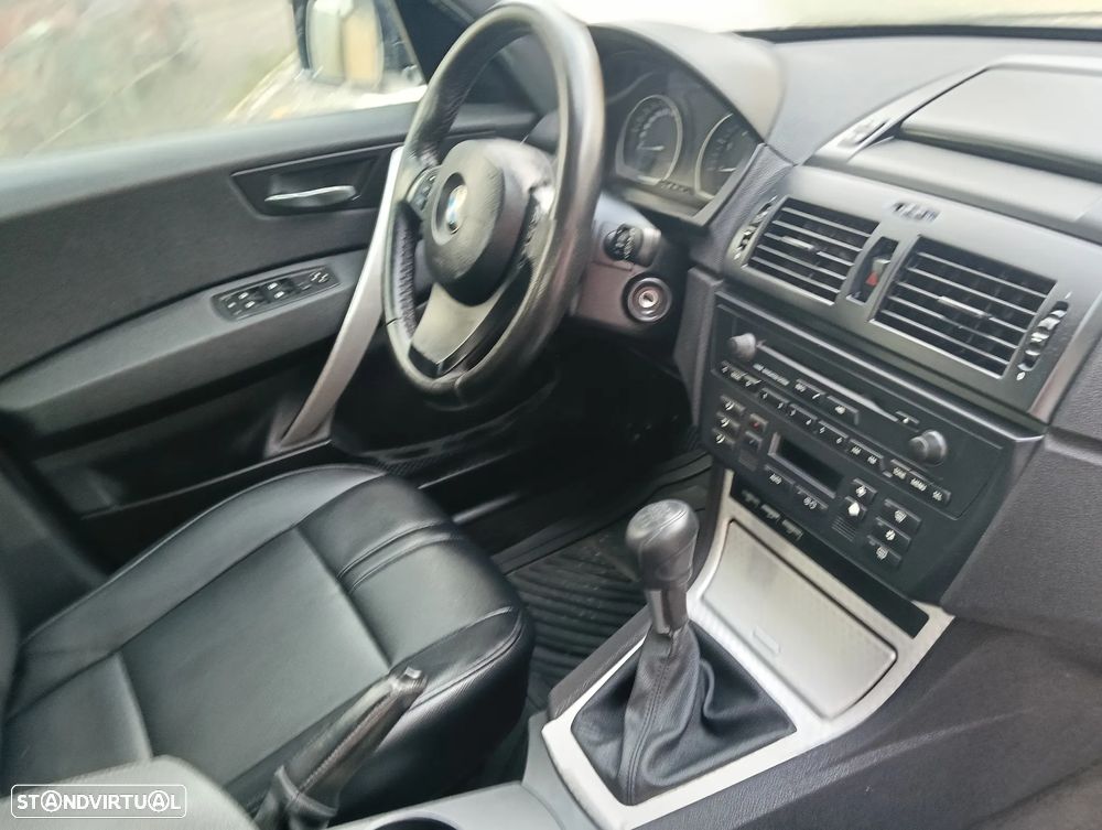 BMW X3 2.0 d LifeStyle - 16