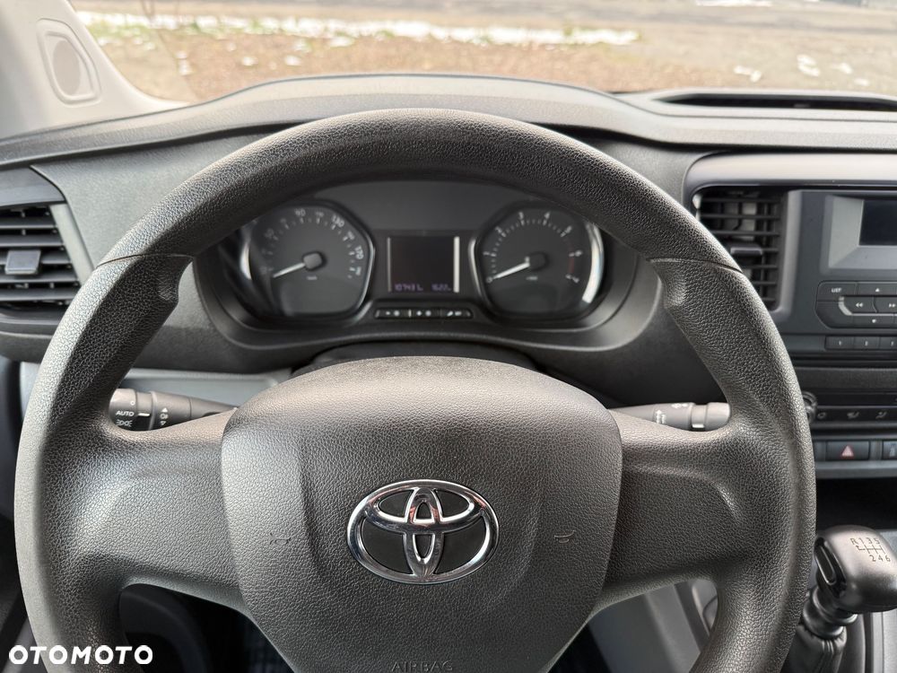 Toyota Proace - 13