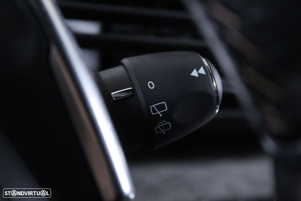 Peugeot 3008 1.5 BlueHDi GT EAT8 - 26