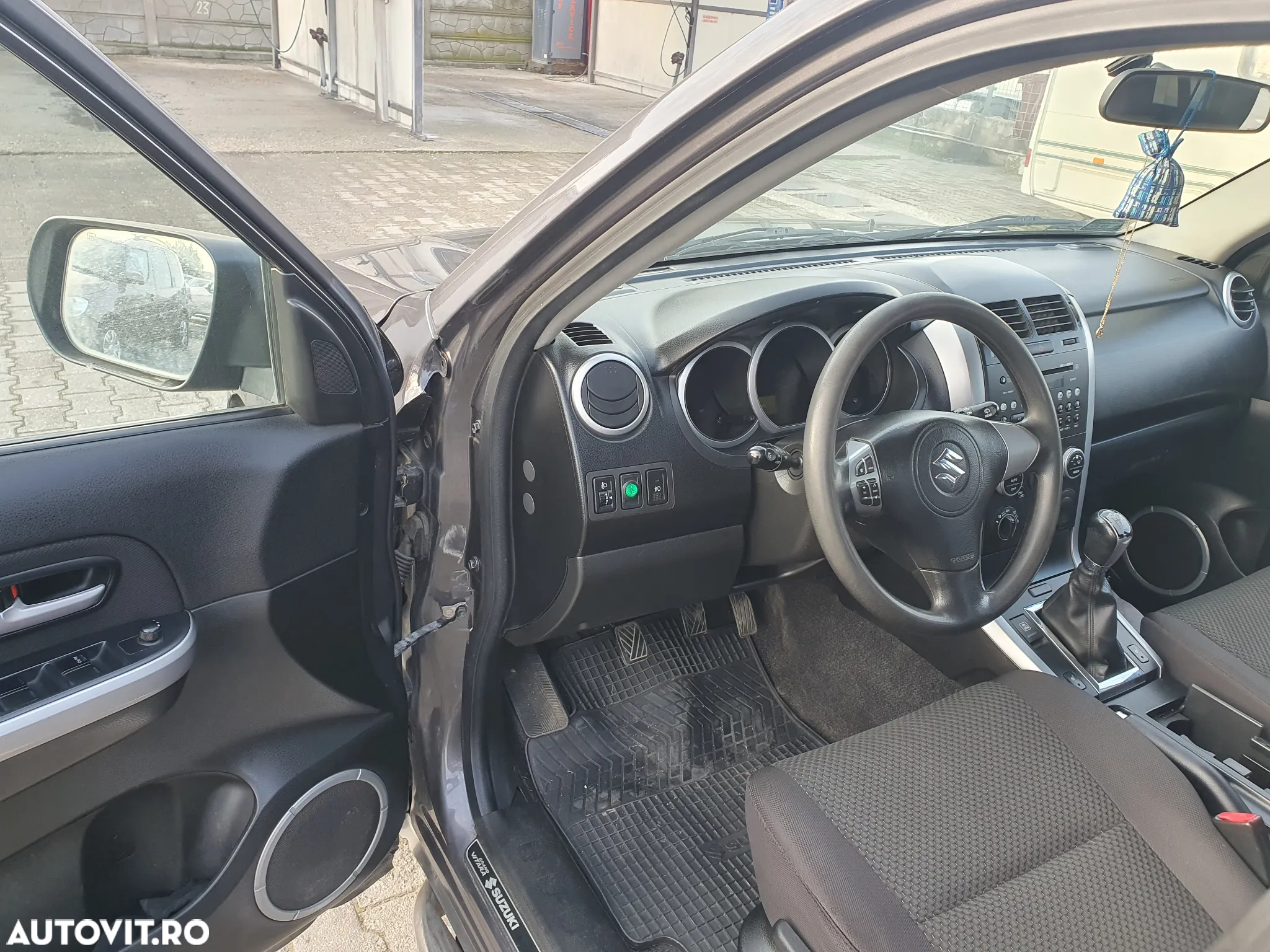 Suzuki Grand Vitara 1.9 DDIS JLX - 5