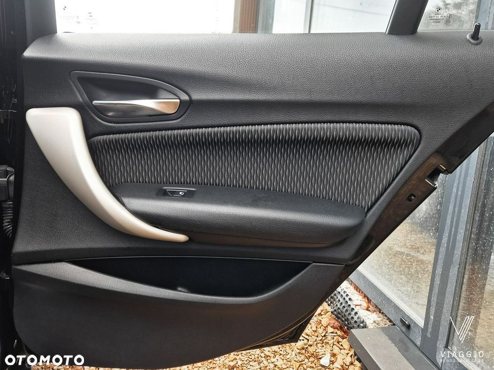 BMW Seria 1 118i Advantage - 27