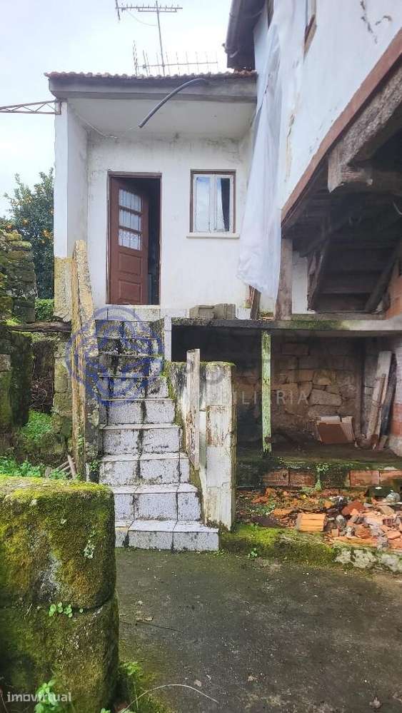 2 Terrenos Urbanos | Moradia em Pedra p/ Reabilitar com Lagar e Vistas - Grande imagem: 5/39