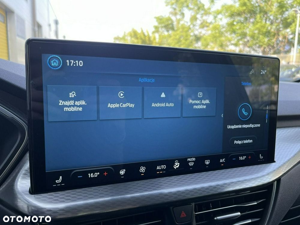 Ford Kuga - 25