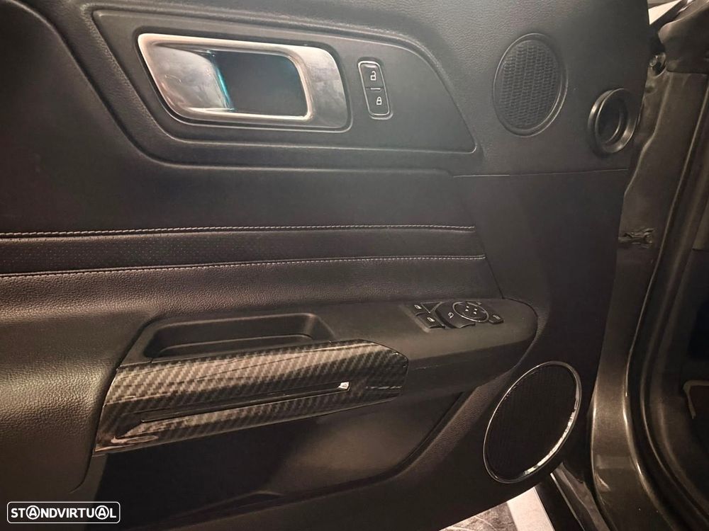 Ford Mustang 2.3 Eco Boost - 21