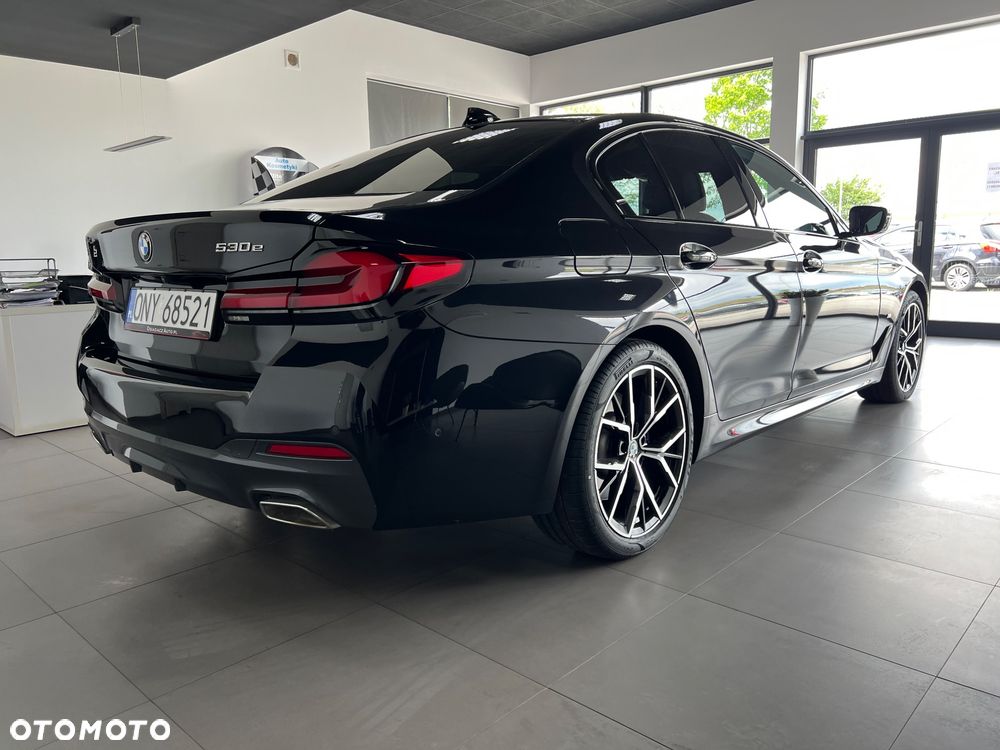 BMW Seria 5 520e M Sport sport - 8