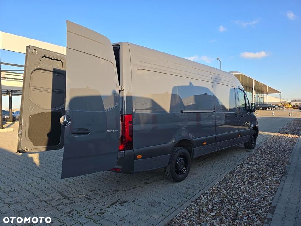 Mercedes-Benz Sprinter 317 CDI Long PRO 9G-Tronic - 8