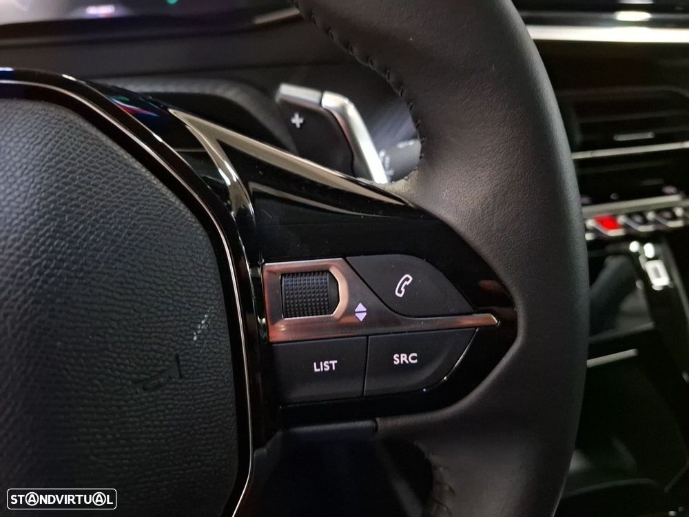 Peugeot 208 1.2 Hybrid Allure e-DCS6 — fotografia 16