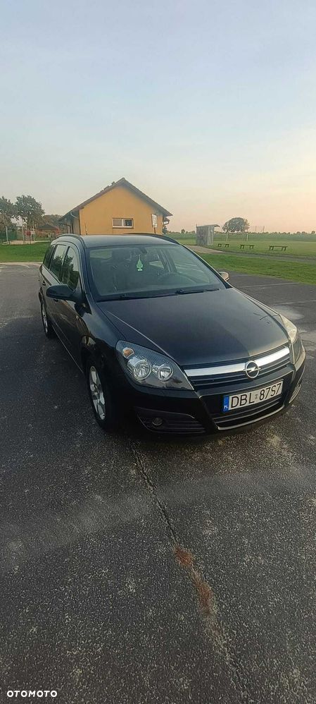 Opel Astra 2006 photo 2
