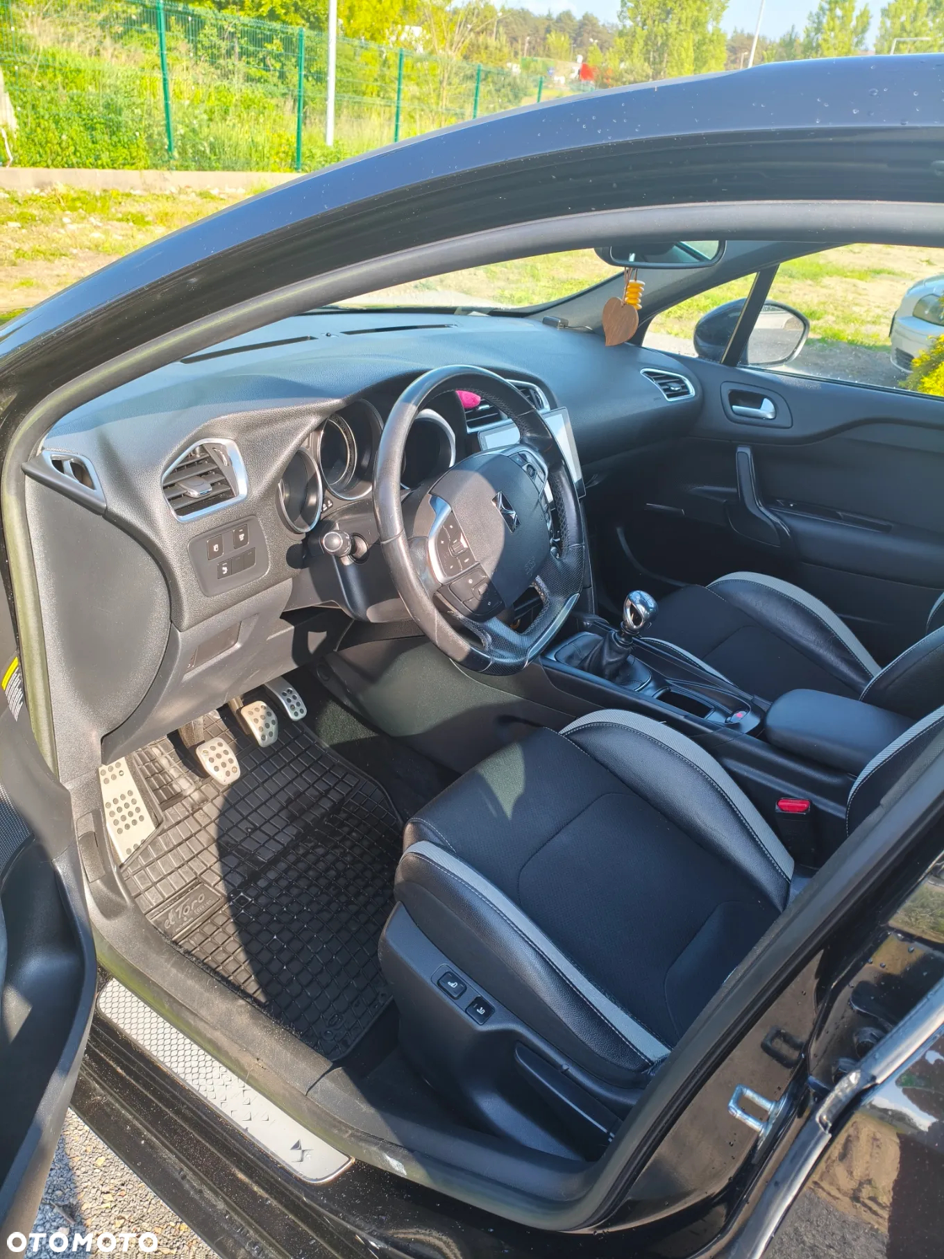 Citroën DS4 1.6 HDi Chic - 25