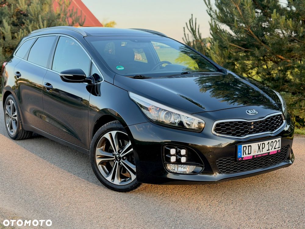 Kia Ceed 1.6 CRDi 136 ISG GT Line - 17
