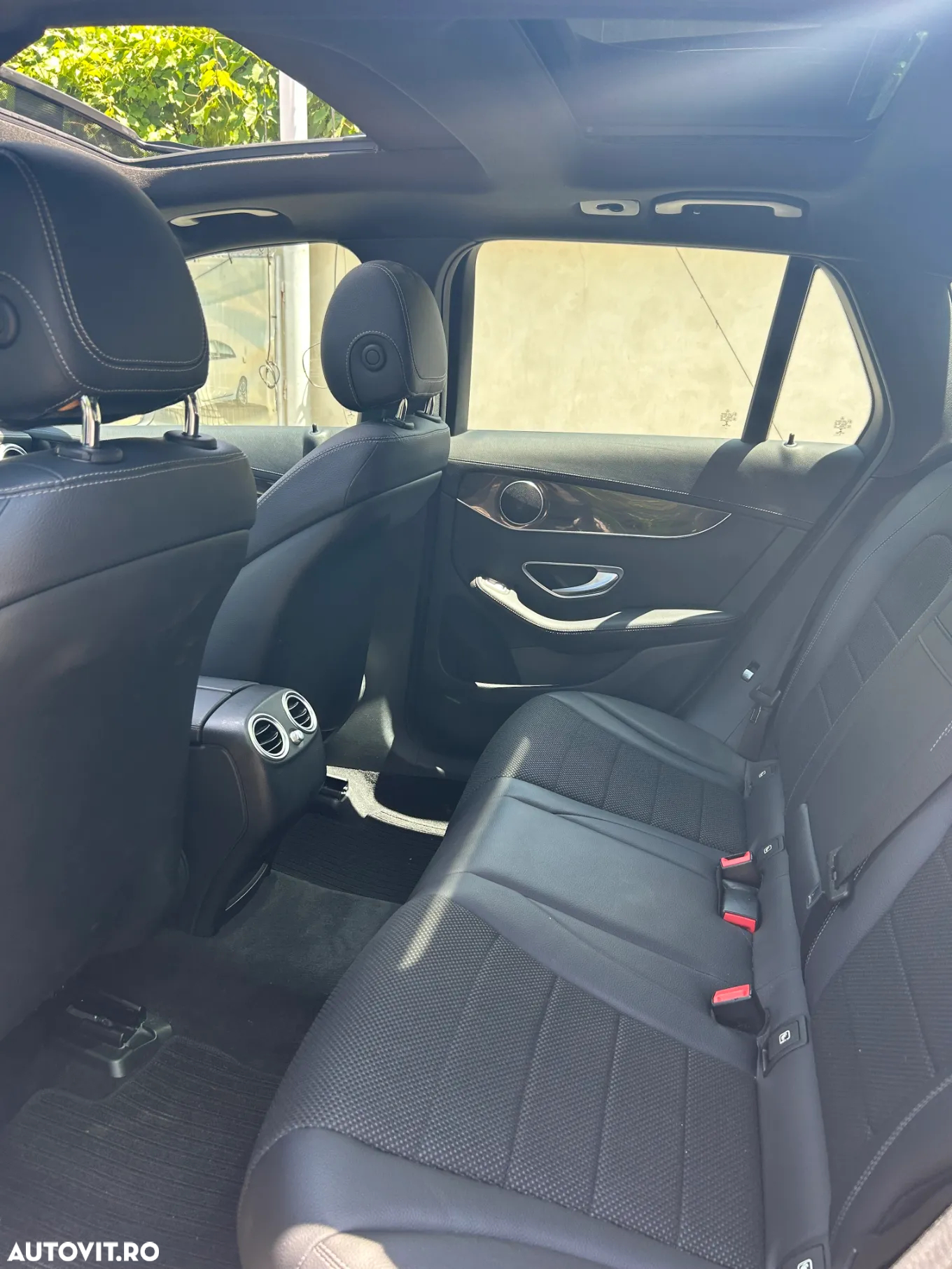 Mercedes-Benz GLC 220 d 4Matic 9G-TRONIC - 13