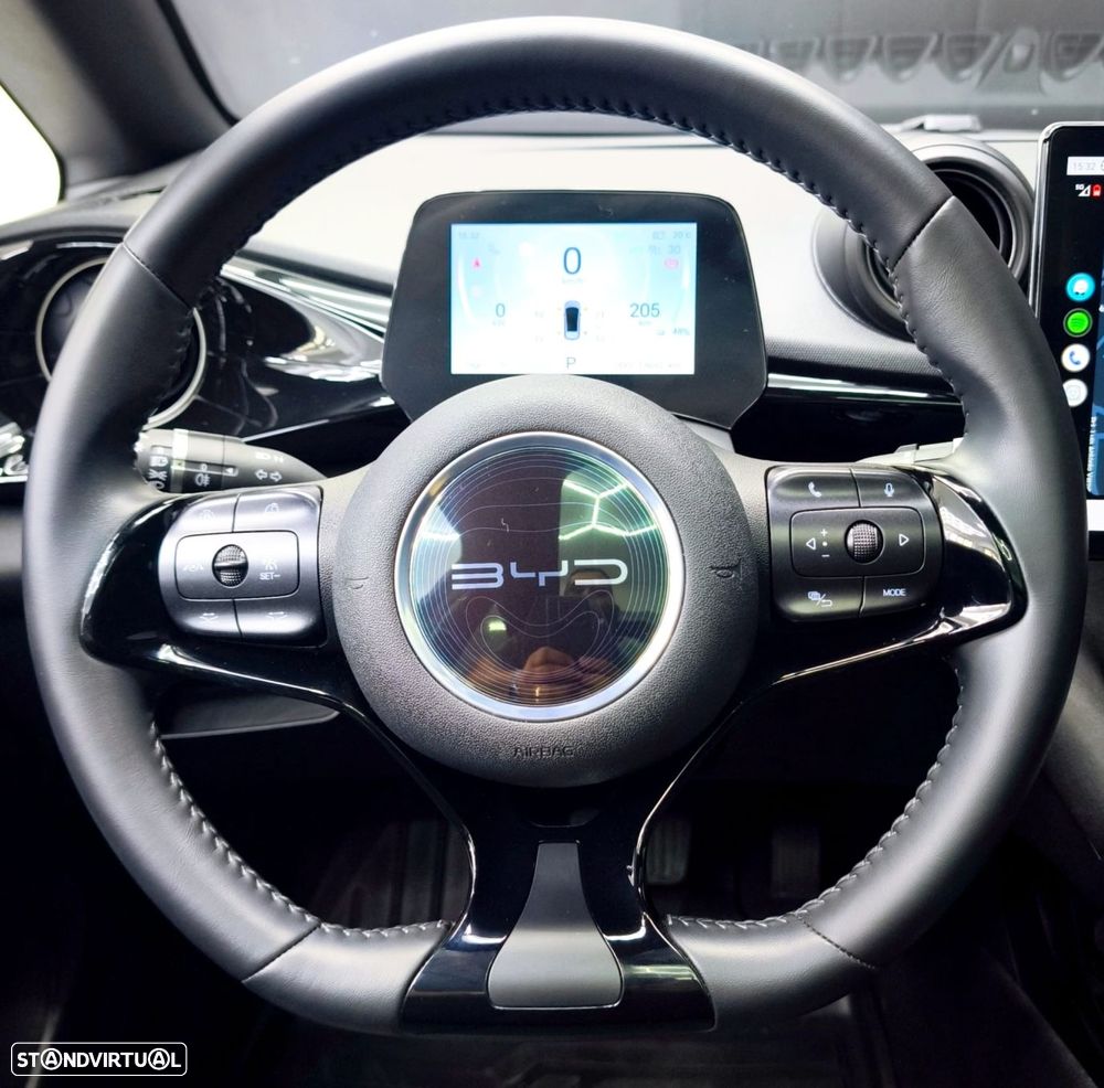 BYD Dolphin 60.4 kWh Design - 18