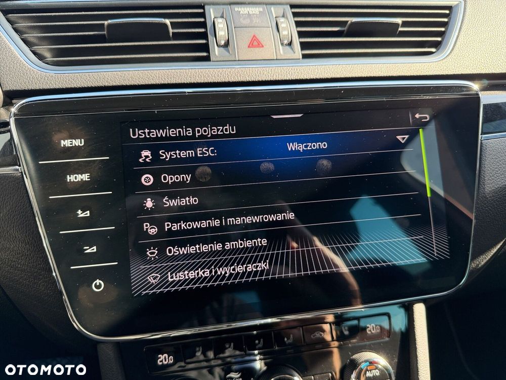Skoda Superb 2.0 TDI SCR L&K DSG - 29
