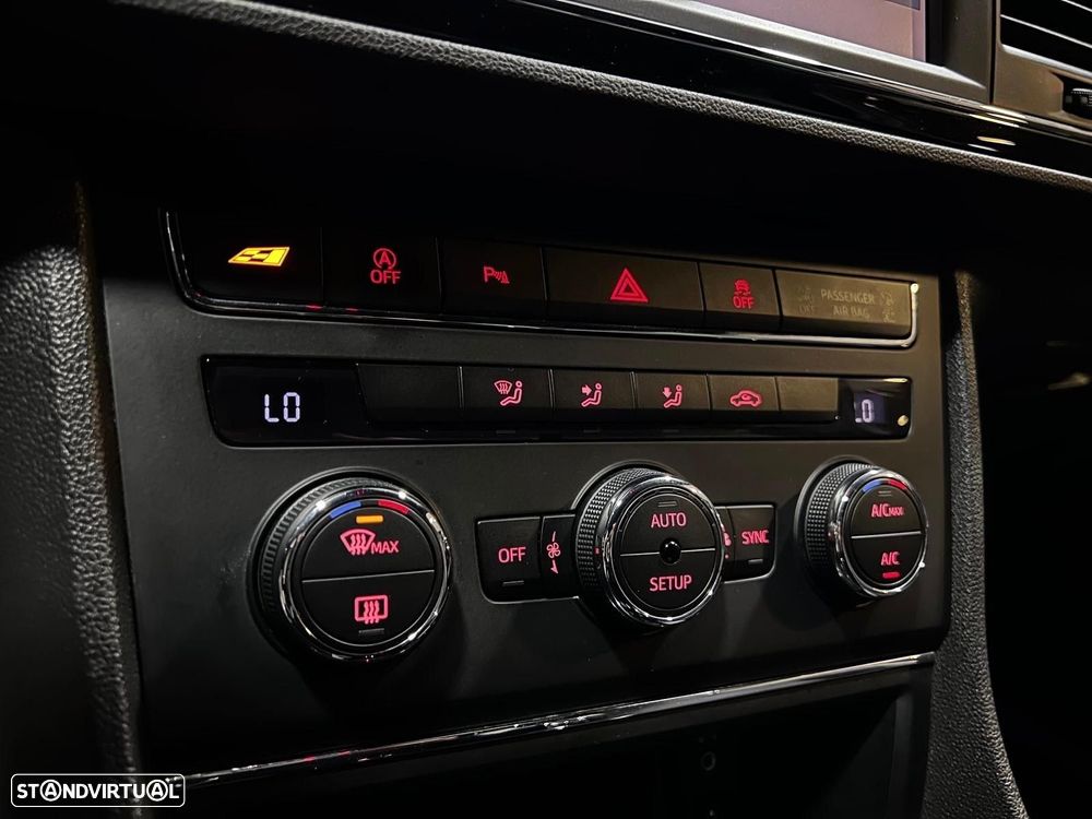 SEAT Leon 2.0 TSI S&S DSG Cupra 280 - 40