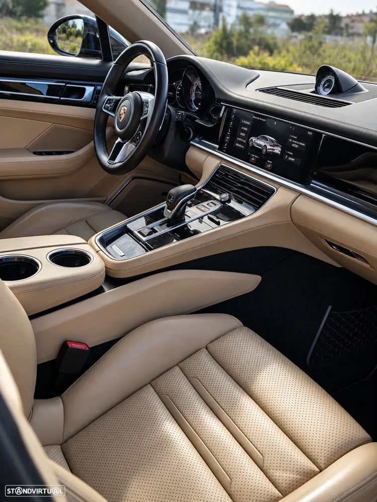 Porsche Panamera - 9