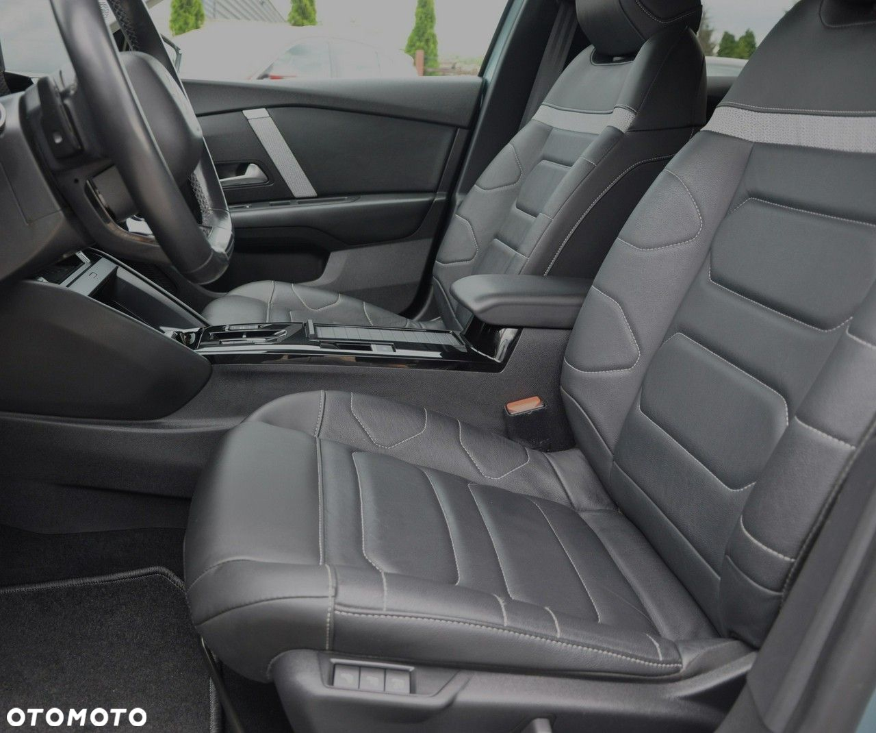Citroën C4 PureTech 130 Stop&Start EAT8 MAX - 14