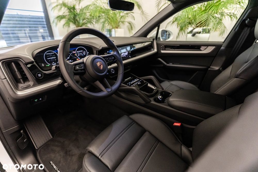 Porsche Cayenne - 8