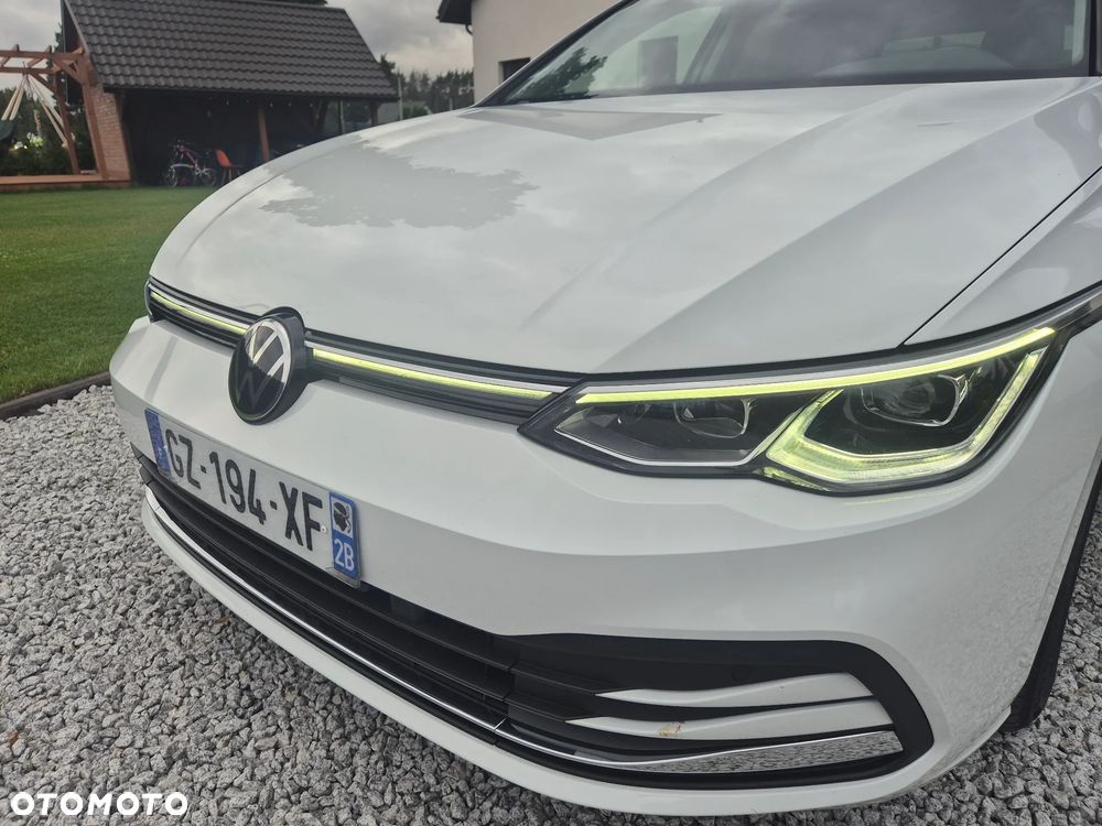 Volkswagen Golf - 24