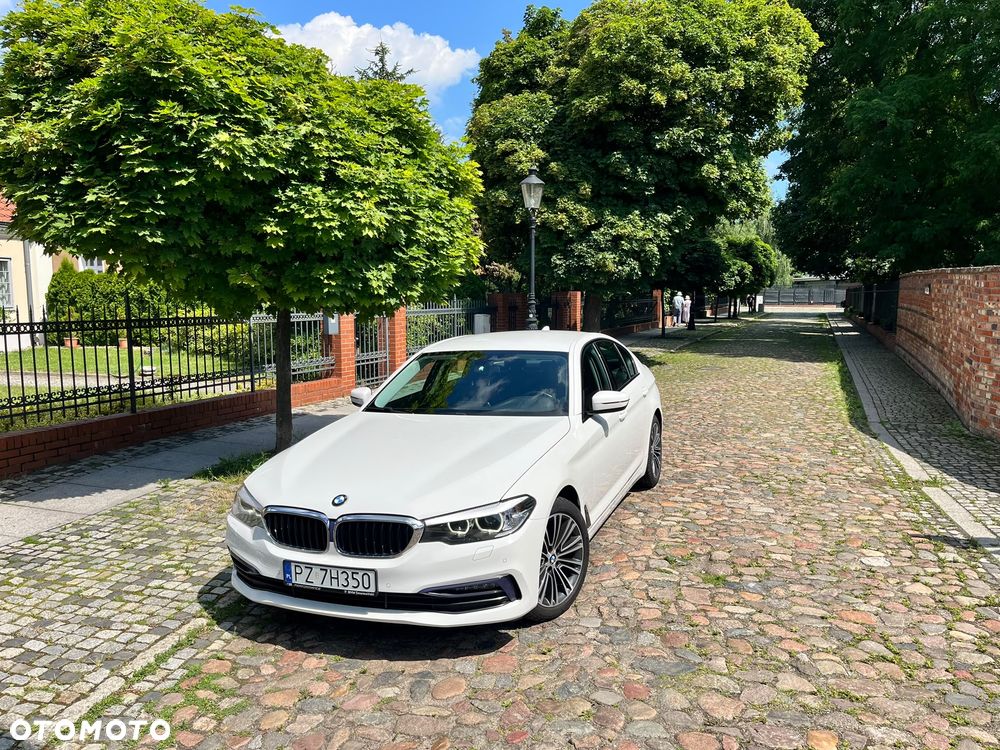 BMW Seria 5 518d Sport Line - 1