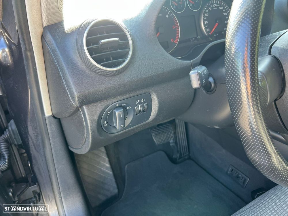 Audi A3 2.0 TDI Sport S tronic - 32