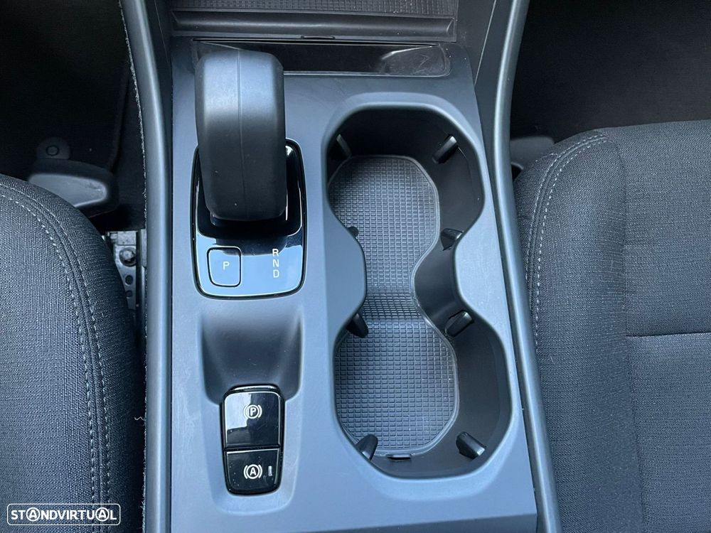 Volvo XC 40 1.5 T2 Momentum Core Geartronic - 10