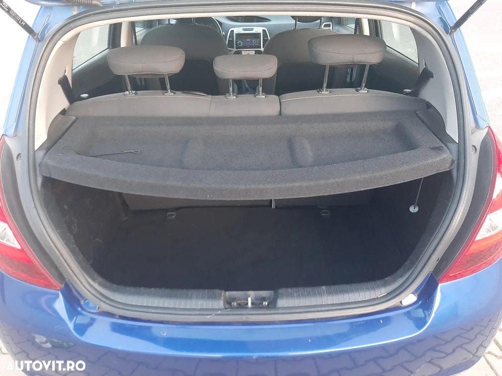 Hyundai i20 1.2 Comfort - 24