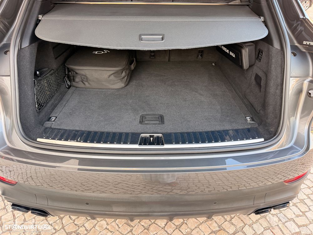 Porsche Cayenne E-Hybrid - 41