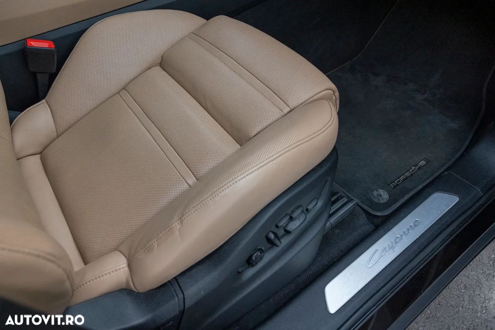 Porsche Cayenne Coupe E-Hybrid - 21