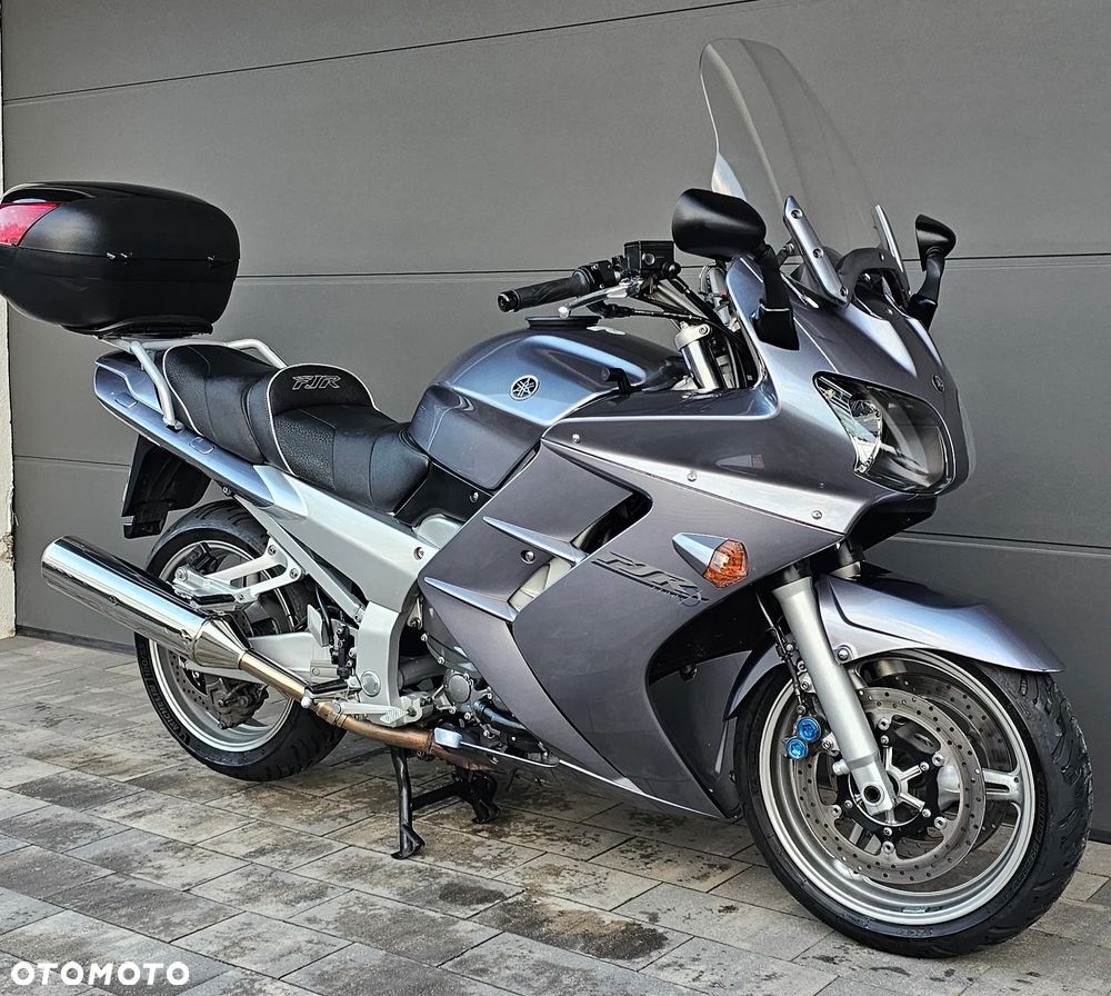 Yamaha FJR - 6