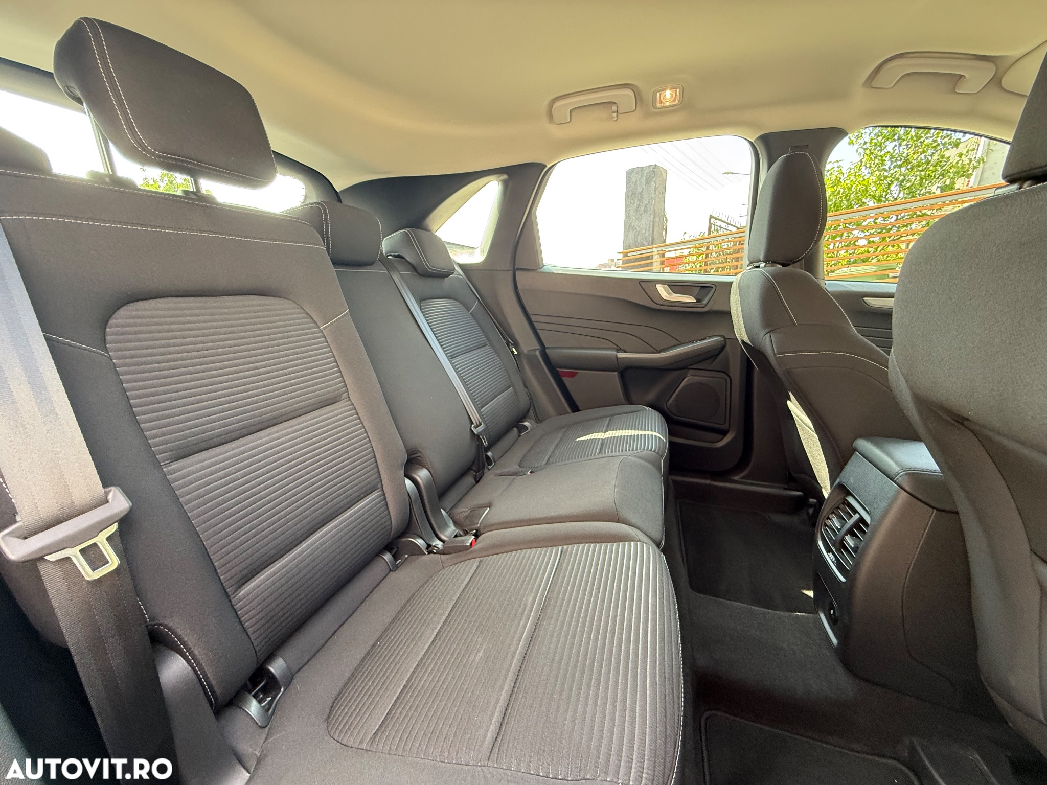 Ford Kuga 2.5 Duratec FHEV AWD Titanium - 19