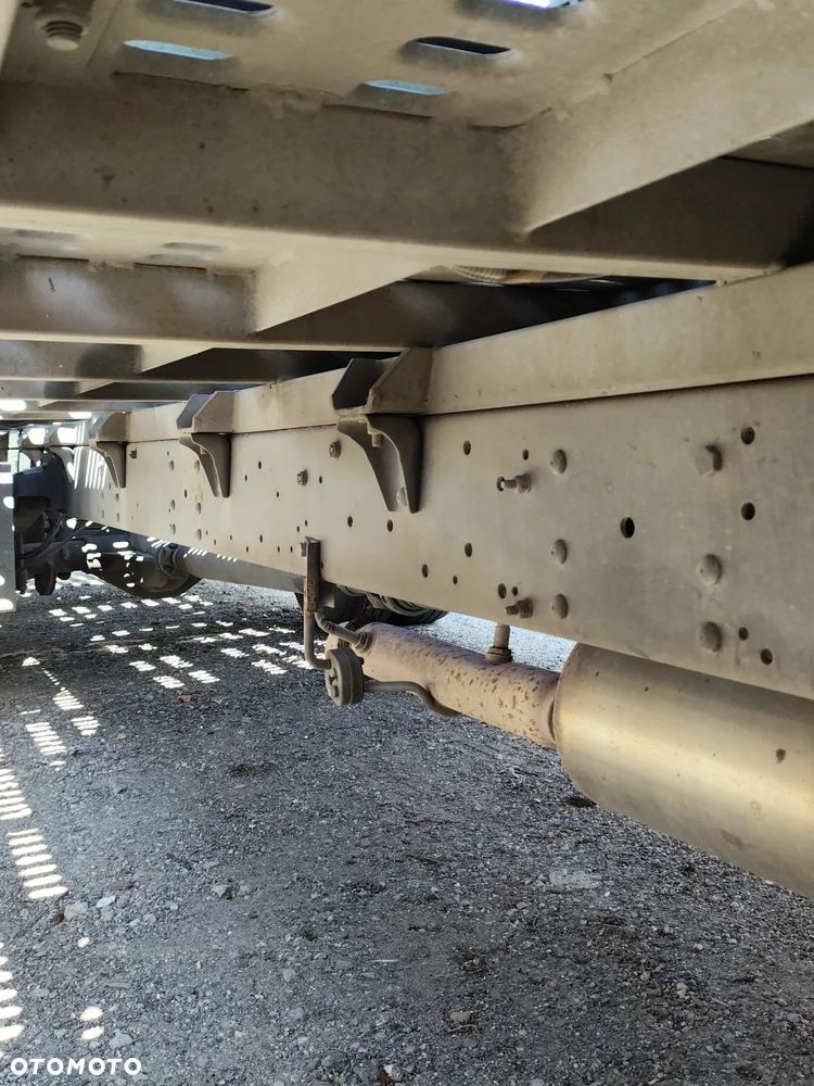 Iveco Daily 70C18 - 11