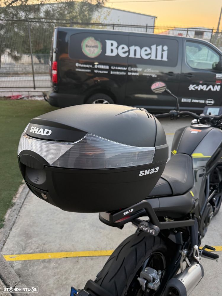 Benelli Leoncino 250 c/top case - 7