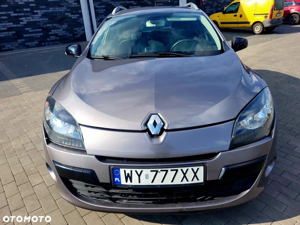 Renault Megane dCi 110 FAP EDC Dynamique - 2
