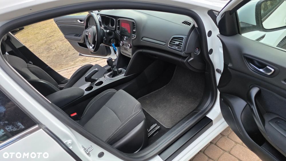 Renault Megane ENERGY TCe 100 INTENS - 40