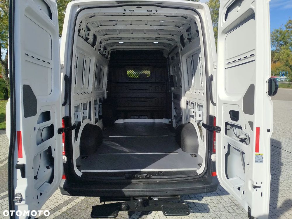 Volkswagen CRAFTER - 21