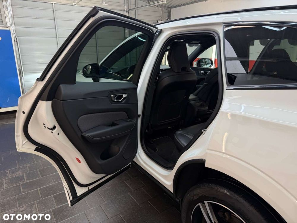 Volvo XC 60 - 34