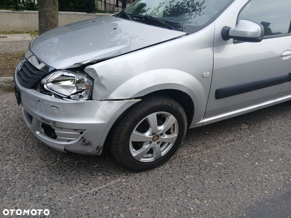 Dacia Logan - 6