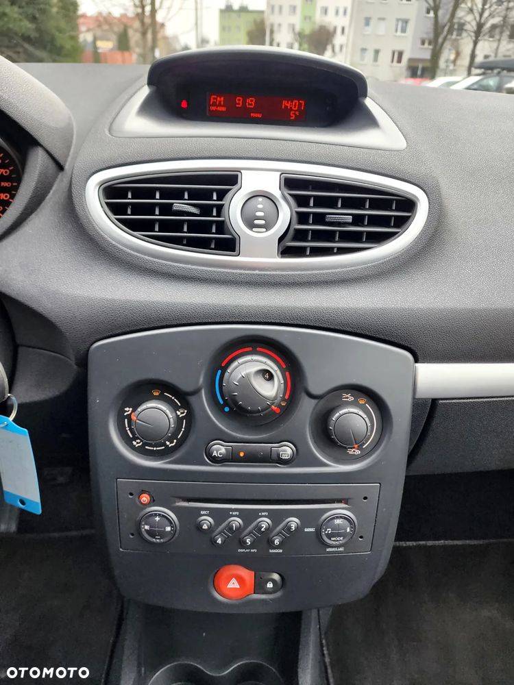 Renault Clio 1.2 TCE Rip Curl - 10