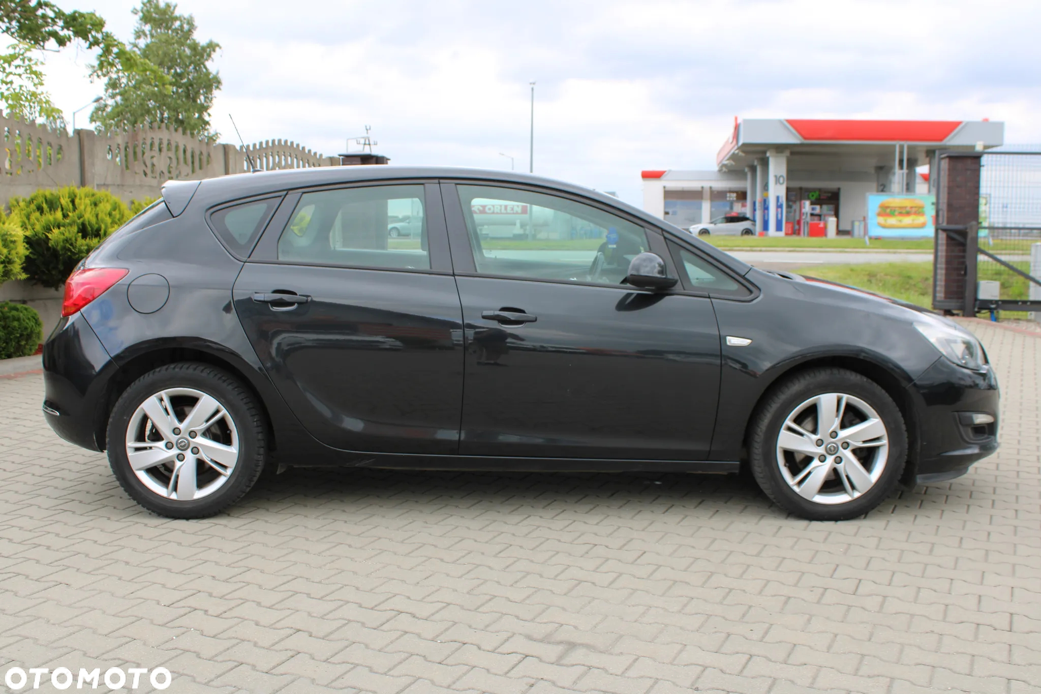Opel Astra 1.7 CDTI DPF Active - 10