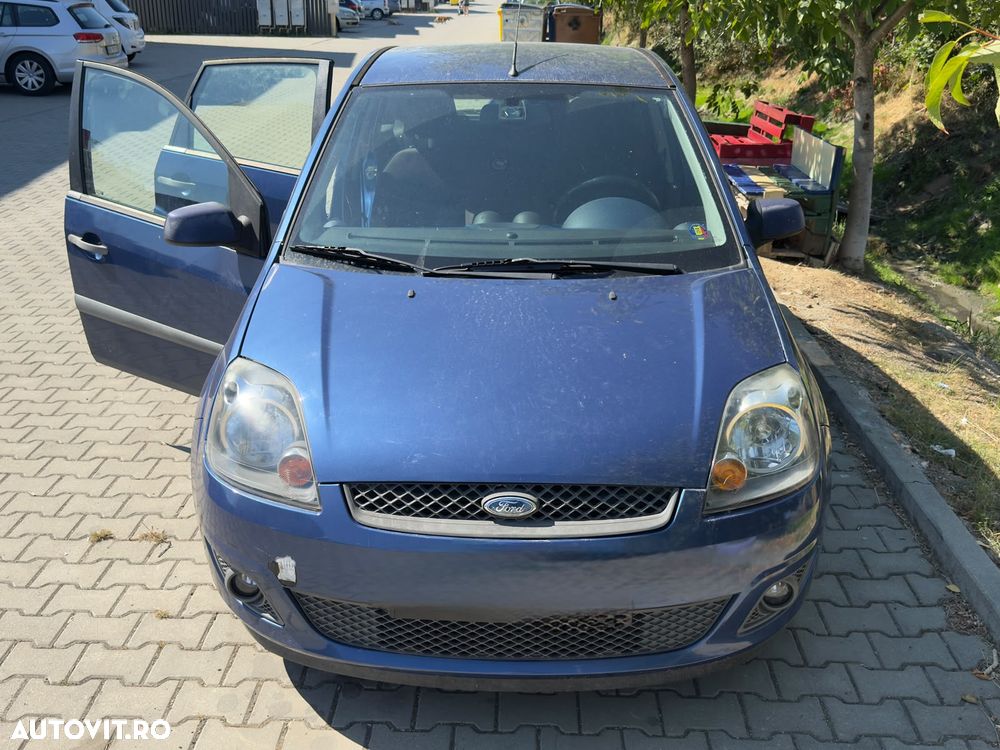 Ford Fiesta 1.3i Comfort - 3