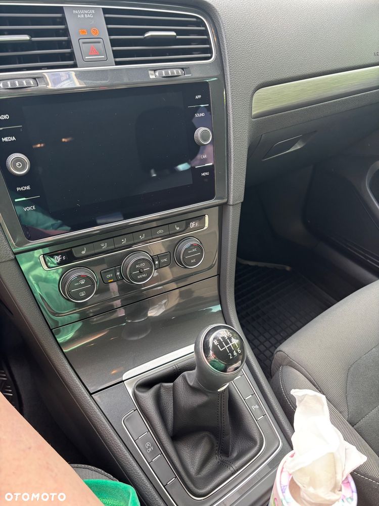 Volkswagen Golf Variant - 9