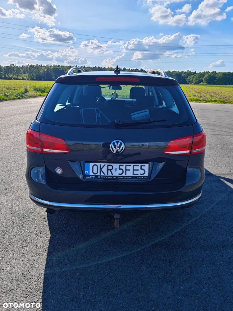 Volkswagen Passat 1.6 TDI BlueMotion Technology Comfortline - 8