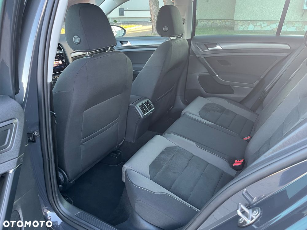 Volkswagen Golf 2.0 TDI BlueMotion Technology Edition - 13