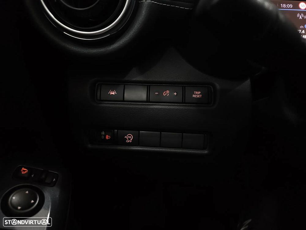 Nissan Juke 1.0 DIG-T DCT Enigma - 16