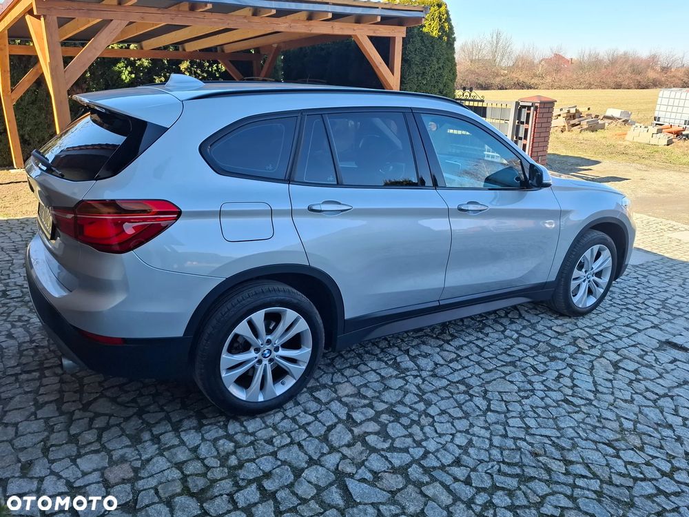 BMW X1 xDrive20i - 3