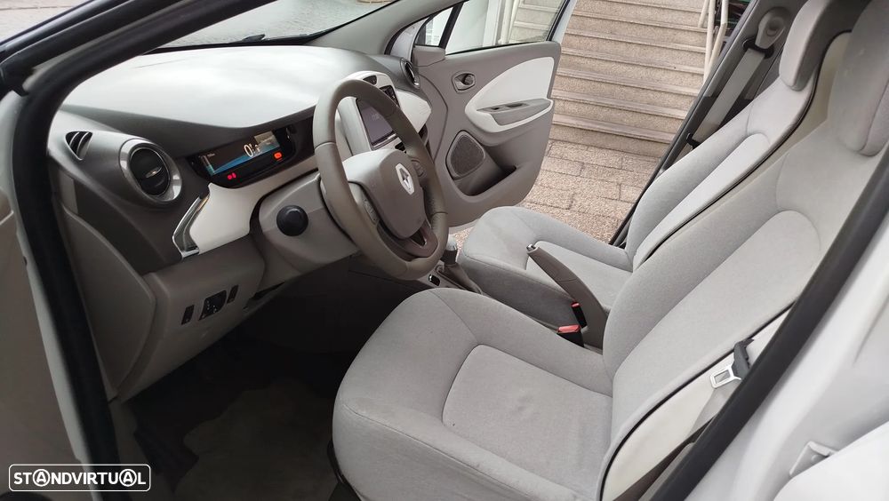 Renault Zoe (c/ Bateria) 41 kwh Life - 8
