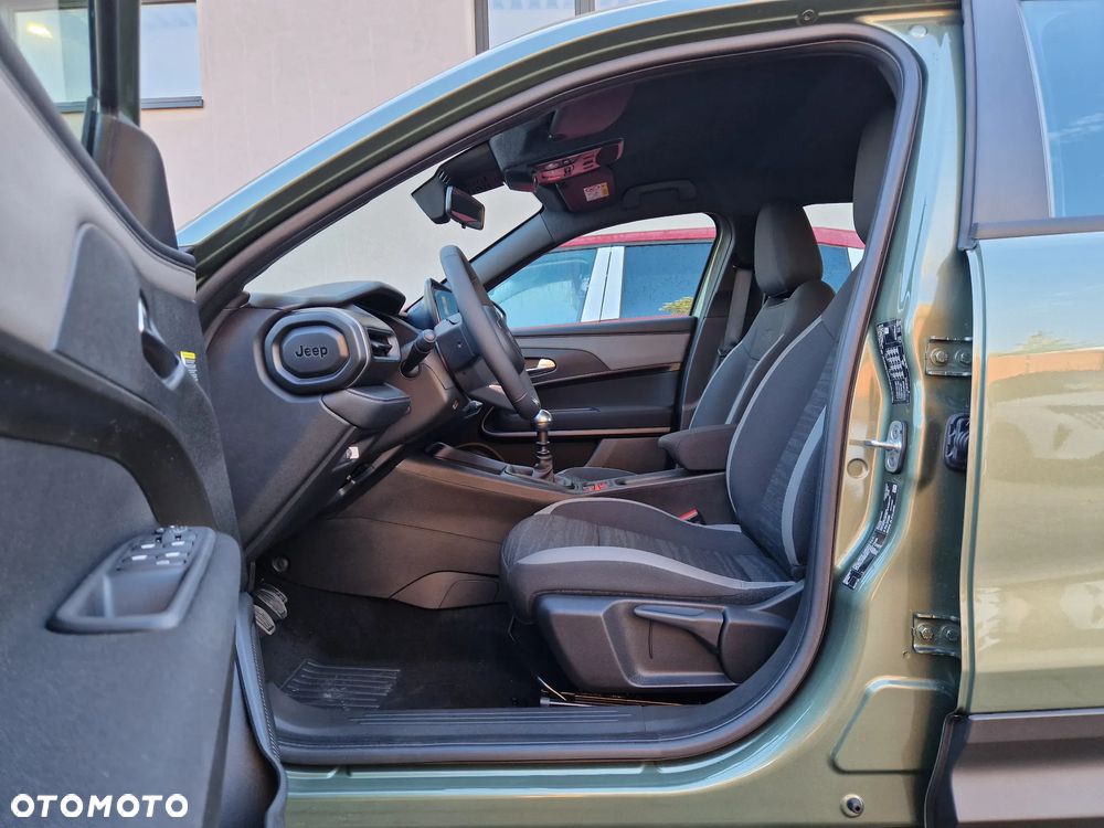 Jeep Avenger 1.2 T3 Longitude - 14