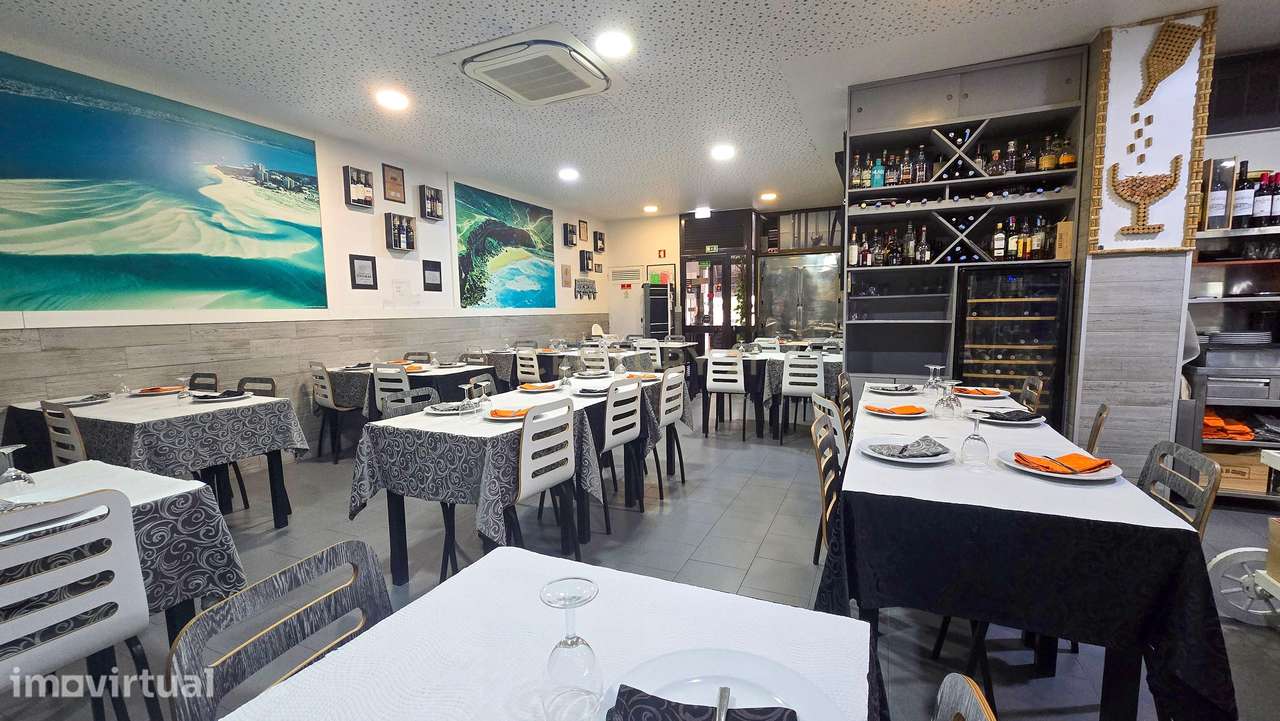 Oportunidade de Negócio – Restaurante / Churrasqueira em Pleno Funcion - Grande imagem: 4/36