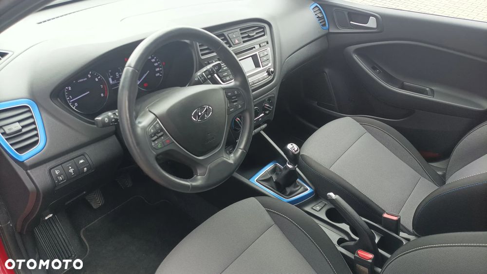 Hyundai i20 1.2 Fresh - 12
